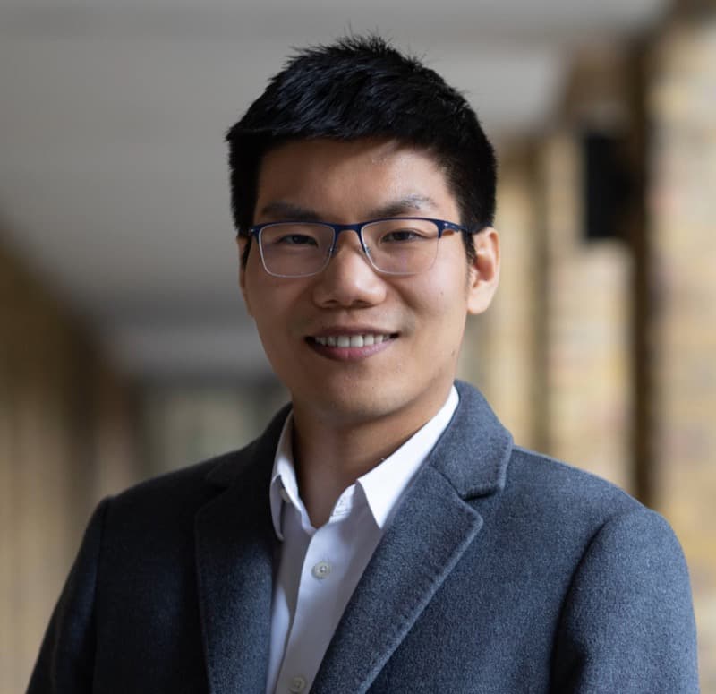 Chris Haoxin Xu headshot
